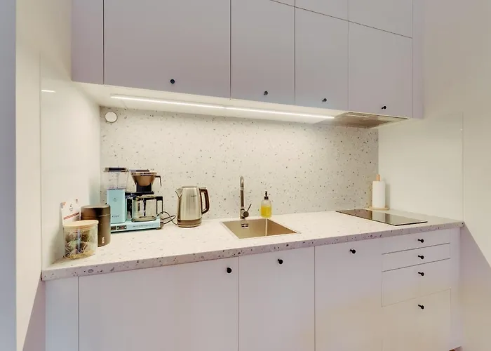 Oak Tree Surfingbird *